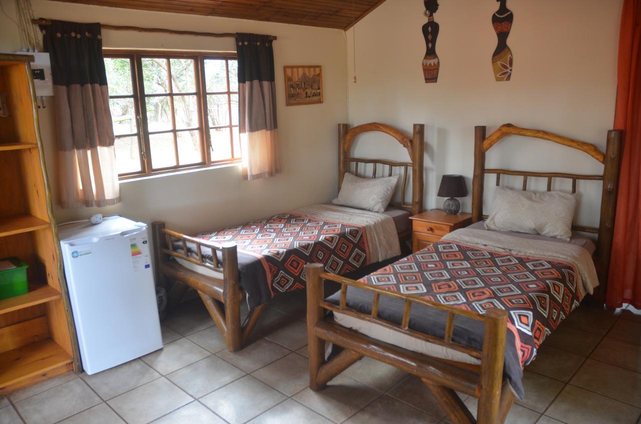 Bushbaby Lodge & Camping Hluhluwe Værelse billede